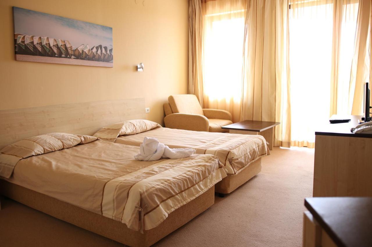 Casablanca Hotel Obzor Exterior photo